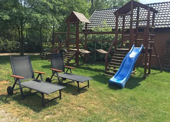 Stajnia Zwierzyniec Domek alpejski Miedzychod